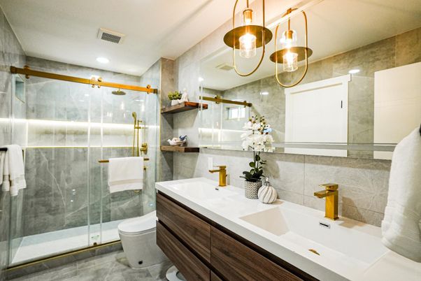 Bathroom, Glass Shower, Interior, Pendant Lights, Recessed Lighting