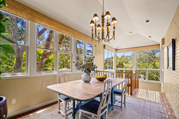 Chandelier, Dining room, Interior, Recessed Lighting