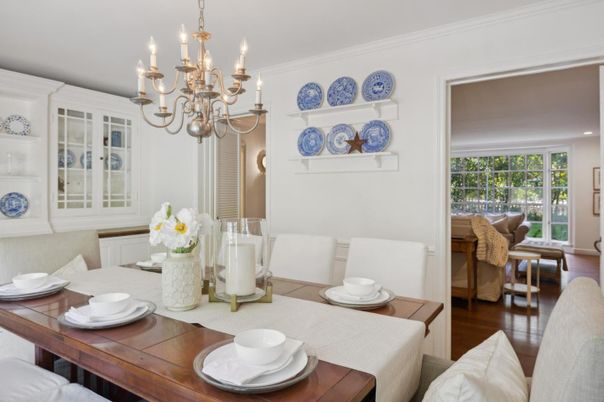 Chandelier, Dining room, Interior, Wood Texture Flooring
