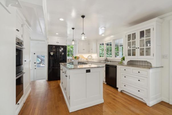 Interior, Kitchen, Pendant Lights, Recessed Lighting, Wood Texture Flooring