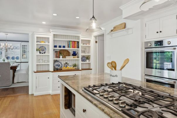 Chandelier, Interior, Kitchen, Pendant Lights, Recessed Lighting, Stainless Steel Appliances, Wood Texture Flooring