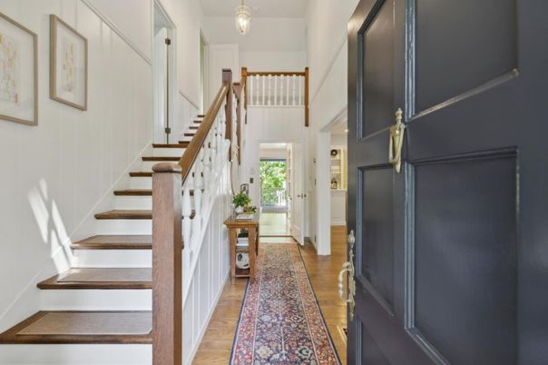 Interior, Pendant Lights, Wood Texture Flooring