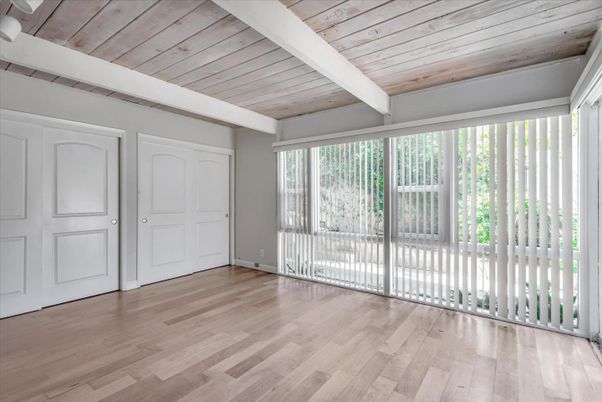 Empty room, Interior, Wooden Ceilings, Wood Texture Flooring
