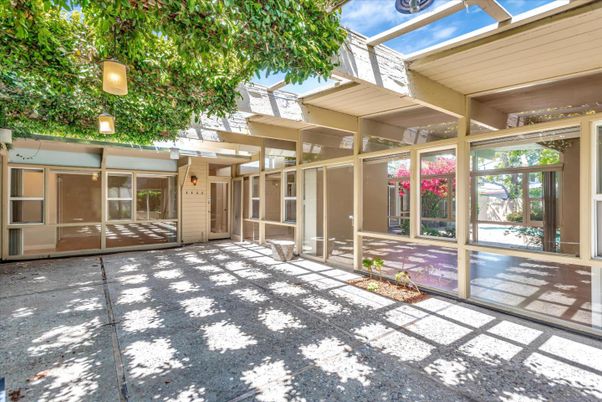Exterior, Sun Room