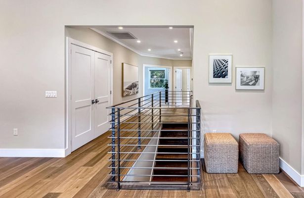 Interior, Recessed Lighting, Wood Texture Flooring