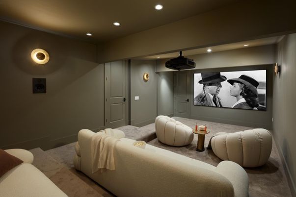 Interior, Projection Screen, Recessed Lighting, Theatre Room