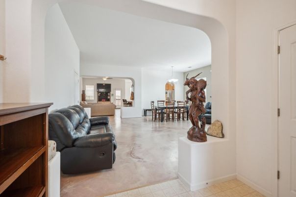 Chandelier, Dining room, Interior, Living room, Recessed Lighting