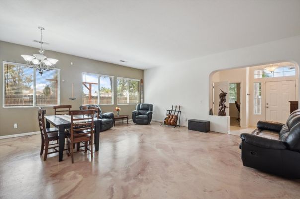 Chandelier, Dining room, Interior, Living room