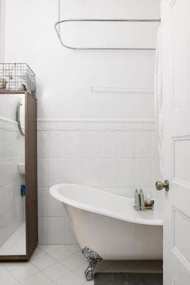 Bathroom, Free Standing Baths, Interior