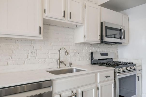 Interior, Kitchen, Stainless Steel Appliances