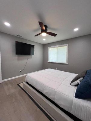 Bedroom, Interior, Recessed Lighting
