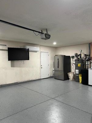 Garage, Interior, Recessed Lighting
