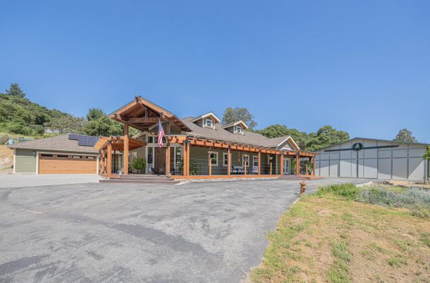 Exterior, Solar Panels