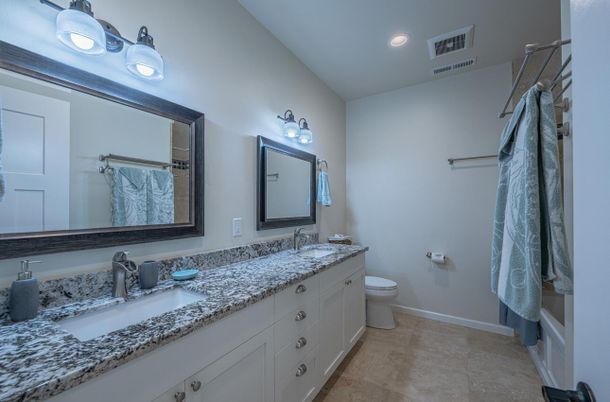 Bathroom, Dual Sink Vanities, Interior, Recessed Lighting