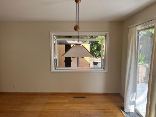 Interior, Pendant Lights, Wood Texture Flooring