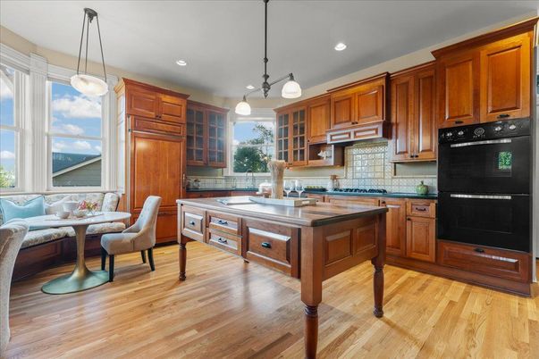Dining room, Interior, Kitchen, Pendant Lights, Recessed Lighting, Wood Texture Flooring