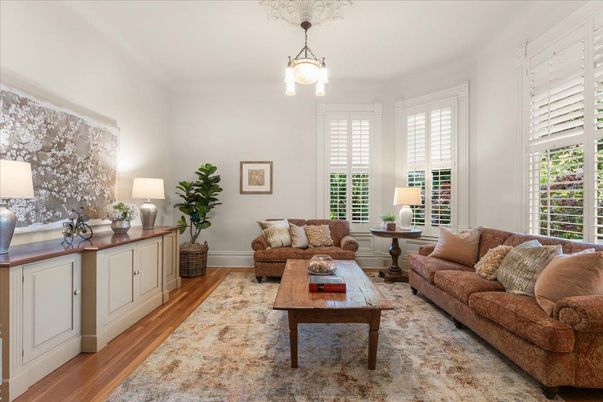 Interior, Living room, Pendant Lights, Wood Texture Flooring