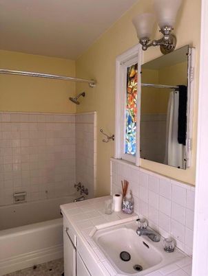Bathroom, Interior, Tile Countertops
