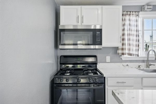 Interior, Kitchen, Stainless Steel Appliances