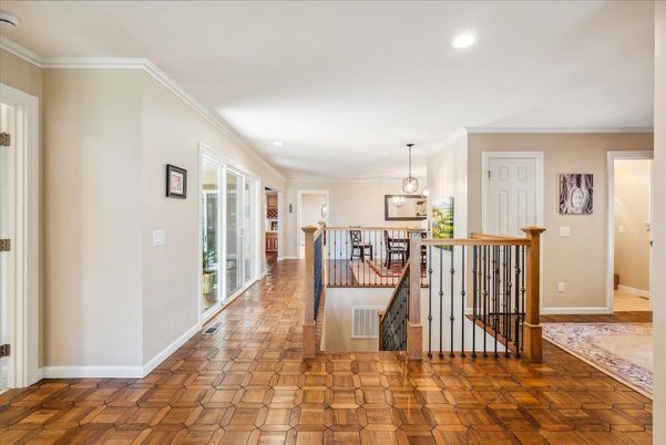 Interior, Pendant Lights, Recessed Lighting, Wood Texture Flooring