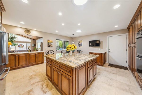 Interior, Kitchen, Recessed Lighting