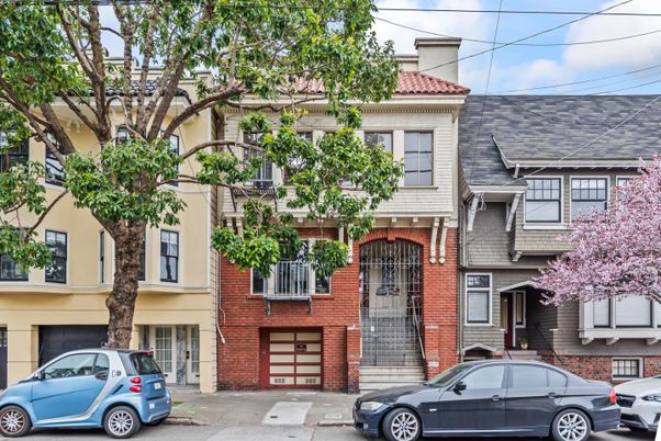 Attached, Exterior, Facade, Brick Facade, Rowhouse