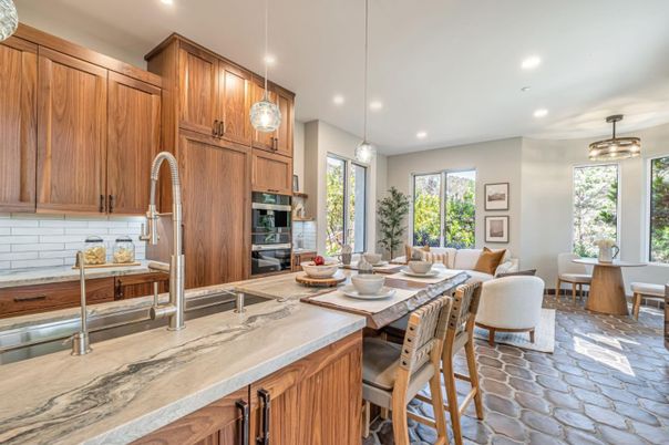 Dining room, Interior, Kitchen, Living room, Pendant Lights, Recessed Lighting, Stainless Steel Appliances
