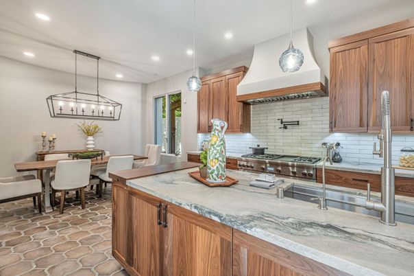 Dining room, Interior, Kitchen, Pendant Lights, Recessed Lighting, Stainless Steel Appliances
