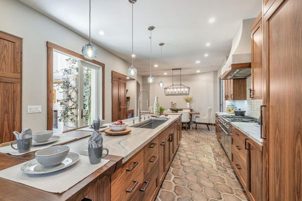 Dining room, Interior, Kitchen, Pendant Lights, Recessed Lighting