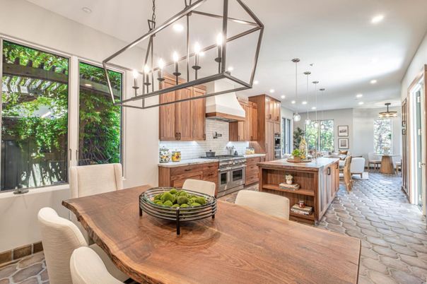 Dining room, Interior, Kitchen, Pendant Lights, Recessed Lighting, Stainless Steel Appliances
