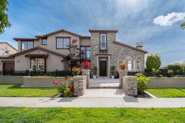 Backyard, Exterior, Facade, Mediterranean