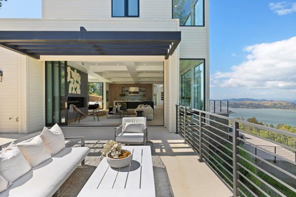 Water, Exterior, Living room, Other