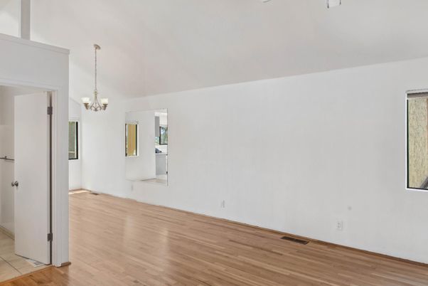 Chandelier, Empty room, Interior, Wood Texture Flooring