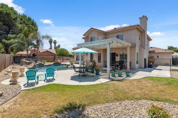 Backyard, Exterior, Pool