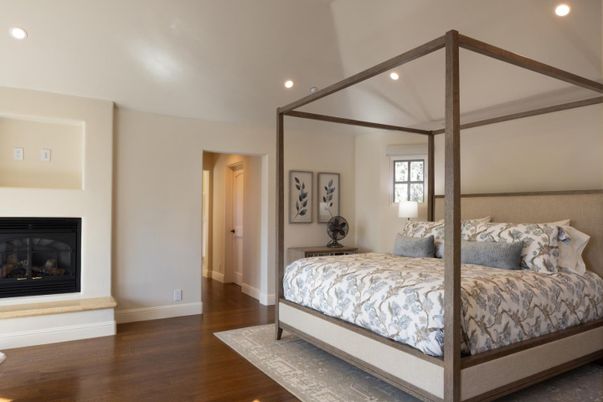 Bedroom, Fireplace, Interior, Recessed Lighting, Wood Texture Flooring