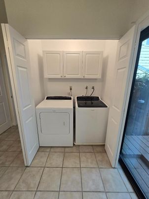 Interior, Utility Closets, Washer