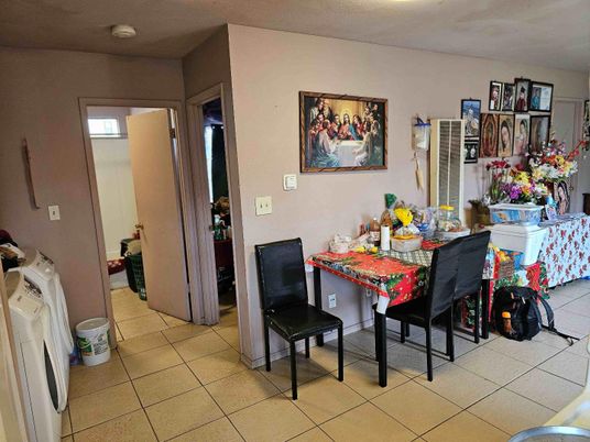 Dining room, Interior