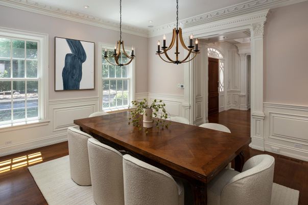 Chandelier, Dining room, Interior, Recessed Lighting, Wood Texture Flooring