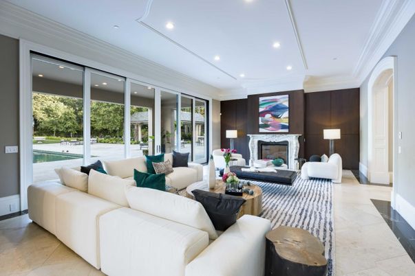 Fireplace, Interior, Living room, Recessed Lighting