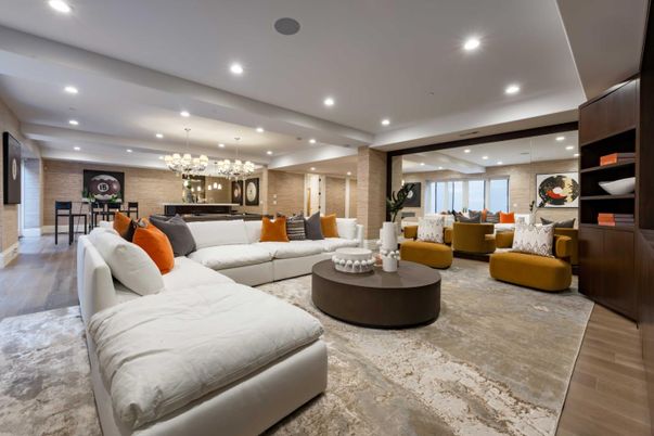 Chandelier, Dining room, Interior, Living room, Recessed Lighting, Wood Texture Flooring