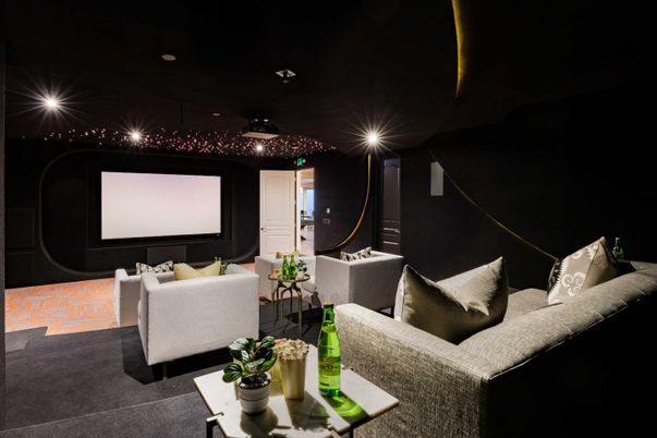 Interior, Projection Screen, Recessed Lighting, Theatre Room