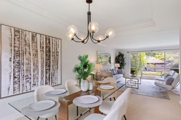 Dining room, Interior, Living room, Pendant Lights