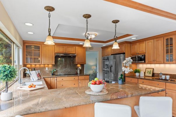 Interior, Kitchen, Pendant Lights, Recessed Lighting, Stainless Steel Appliances