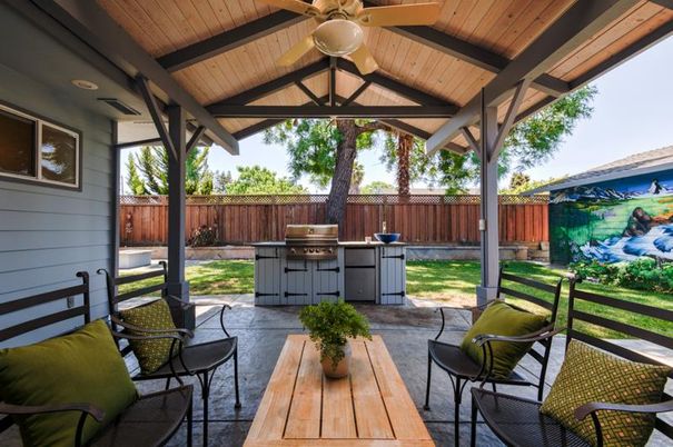 Backyard, Exterior