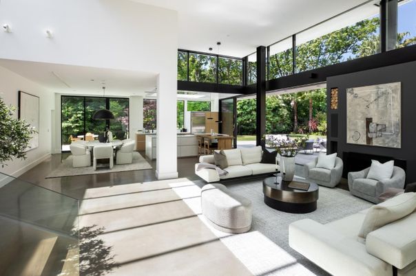 Dining room, Interior, Living room, Pendant Lights, Sun Room
