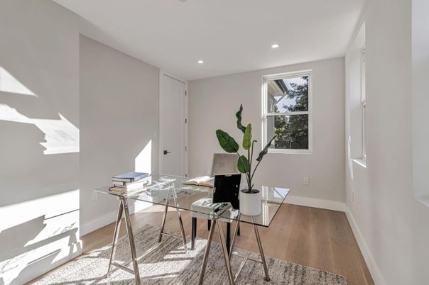 Home Office, Interior, Recessed Lighting, Wood Texture Flooring