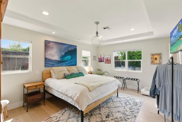 Bedroom, Interior, Pendant Lights, Recessed Lighting, Wood Texture Flooring