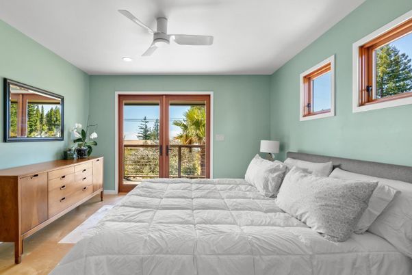 Bedroom, Interior, Recessed Lighting, Water
