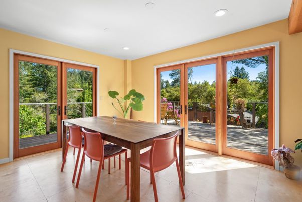 Dining room, Interior, Recessed Lighting