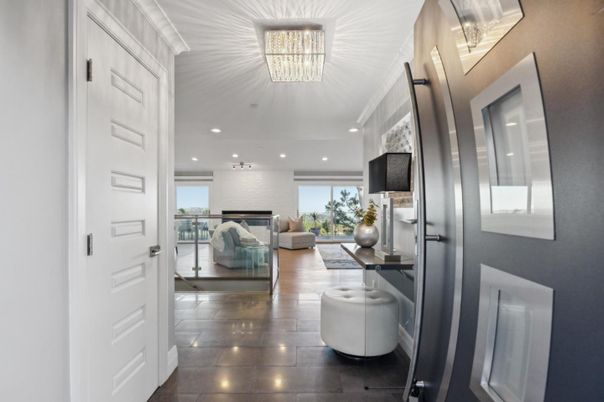Interior, Recessed Lighting